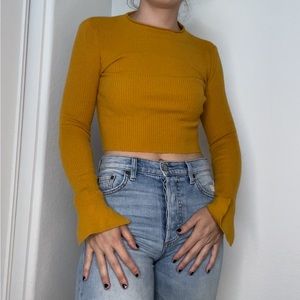 Ribbed long sleeve in sweater material